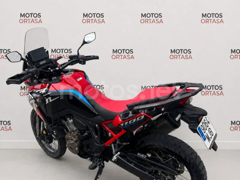 Honda CRF1100L Africa Twin - Vista 9