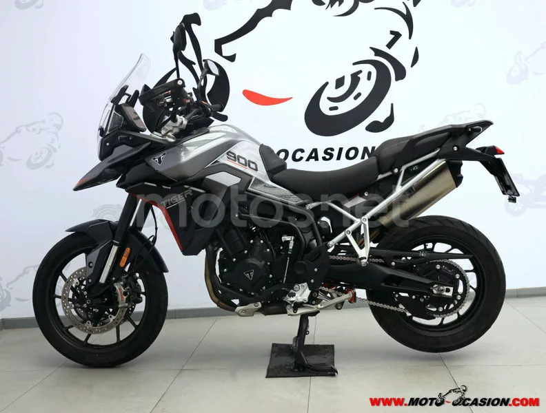 Triumph Tiger 900 - Vista 7