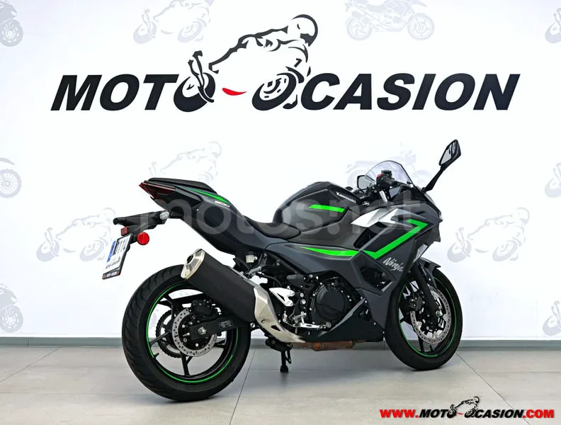 Kawasaki Ninja 500 - Vista 3