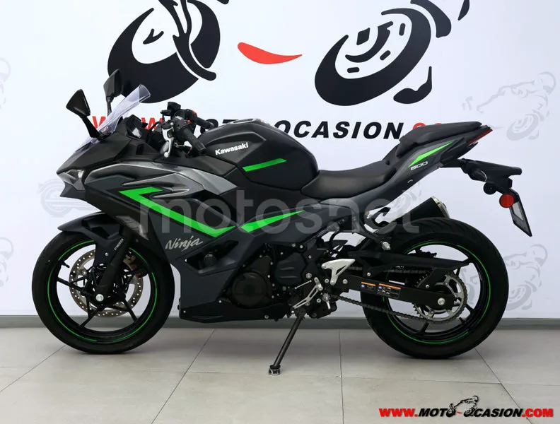 Kawasaki Ninja 500 - Vista 7