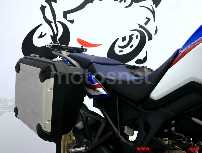 Honda CRF1000L Africa Twin - Vista 11
