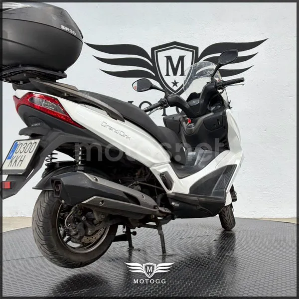Kymco Grand Dink 300 - Vista 6