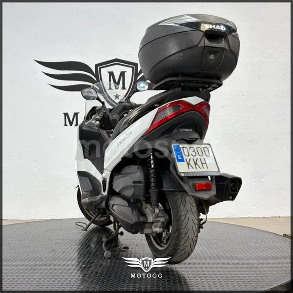 Kymco Grand Dink 300 - Vista 8
