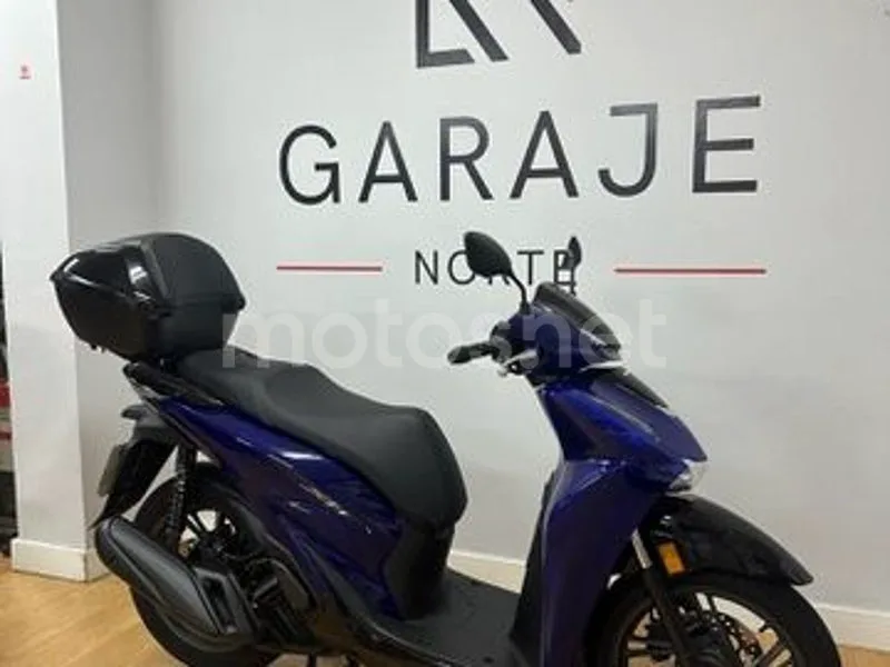 Honda SH125i - Vista 23