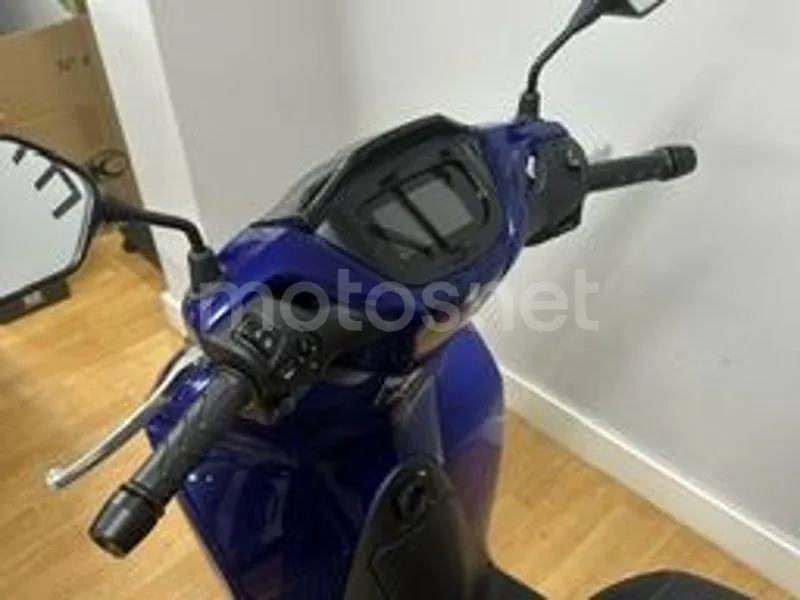 Honda SH125i - Vista 8