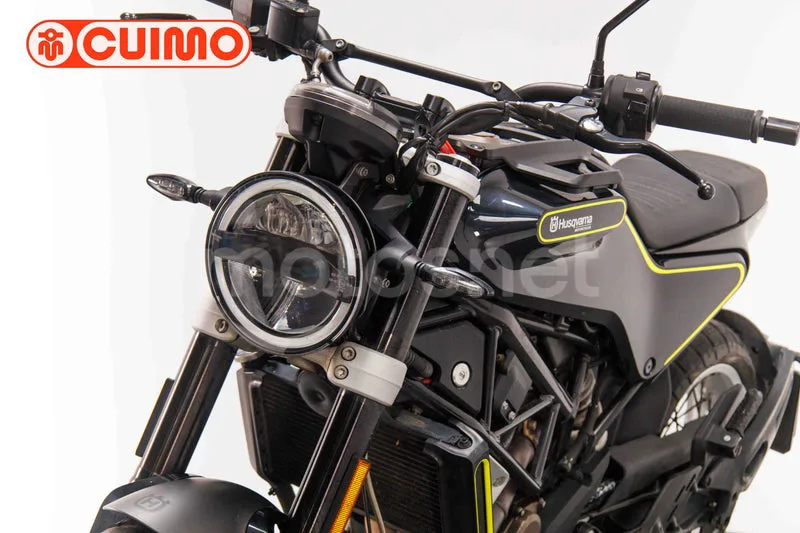 Husqvarna Svartpilen 401 - Vista 25