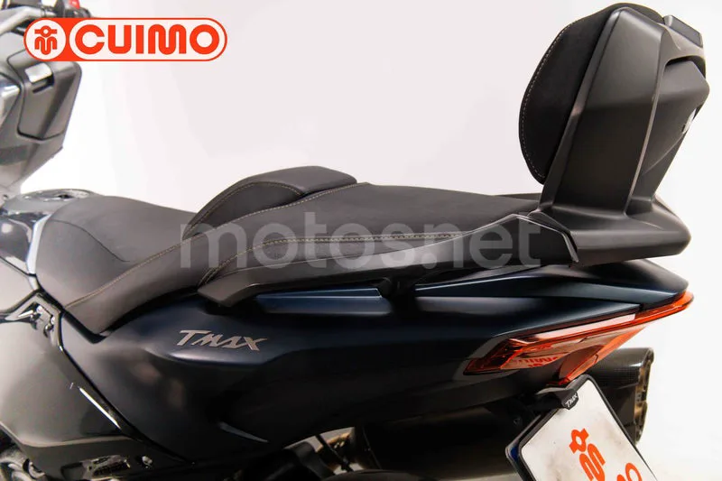 Yamaha TMAX 560 - Vista 20
