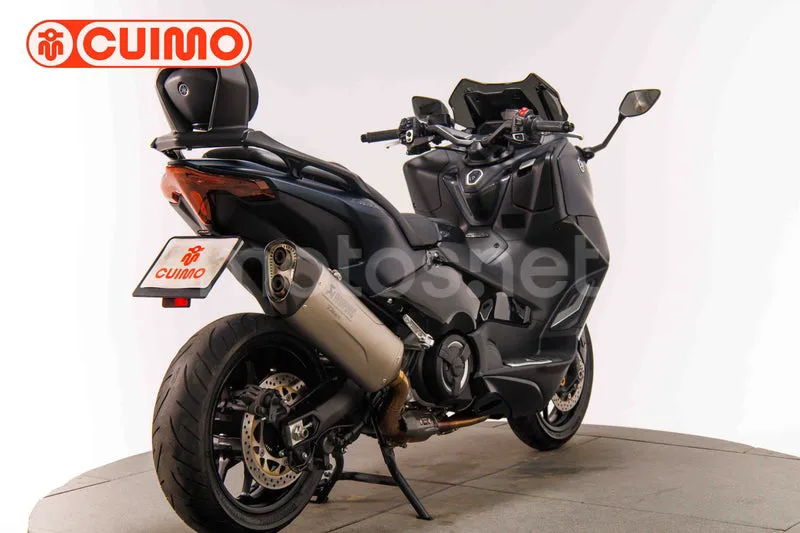 Yamaha TMAX 560 - Vista 4