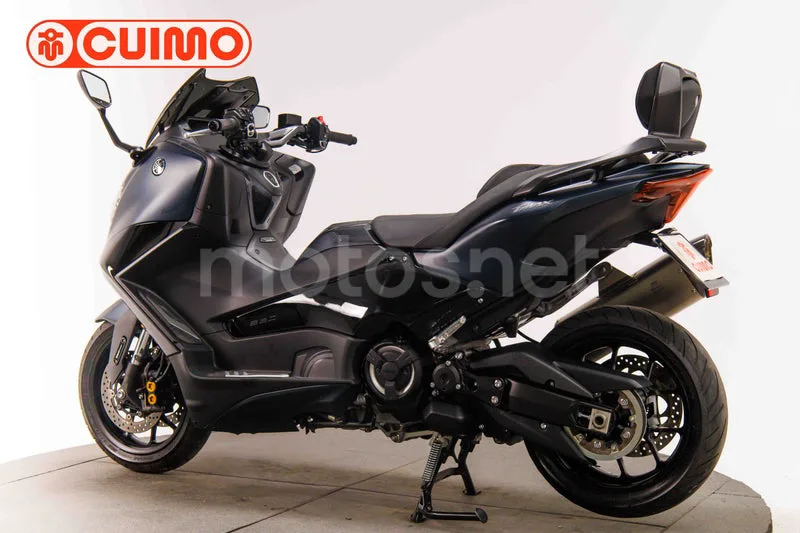 Yamaha TMAX 560 - Vista 6