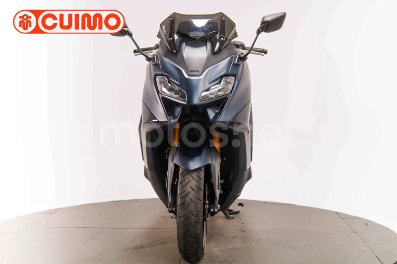 Yamaha TMAX 560 - Vista 10