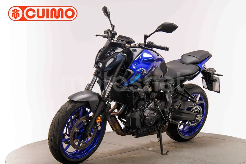 Yamaha MT-07 - Vista 17