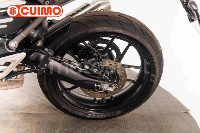 Triumph Speed 400 - Vista 21