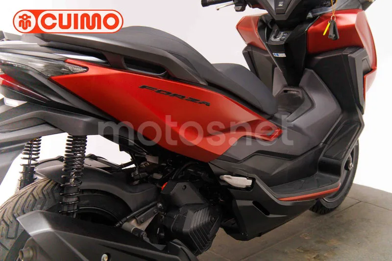 Honda Forza 125 - Vista 16