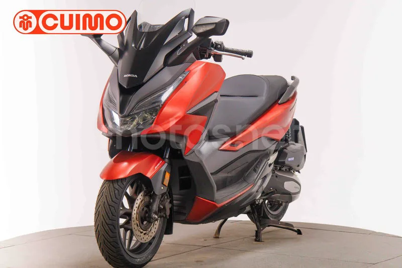 Honda Forza 125 - Vista 9