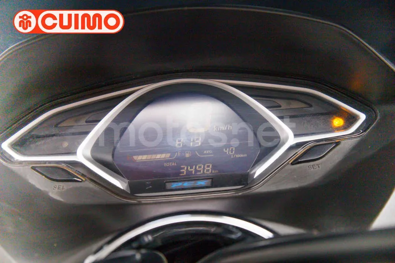 Honda PCX125 - Vista 23