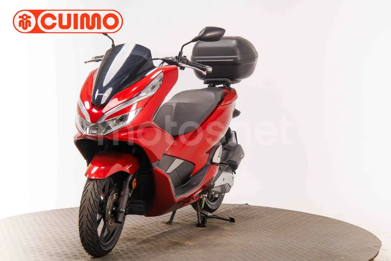 Honda PCX125 - Vista 9