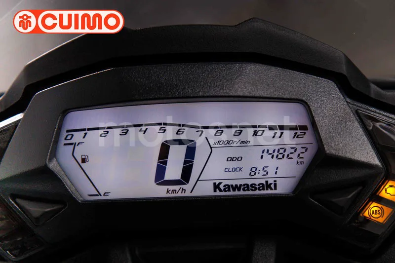 Kawasaki Ninja 125 - Vista 24