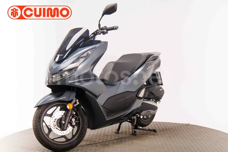 Honda PCX125 - Vista 9