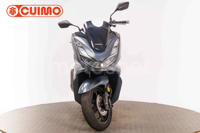 Honda PCX125 - Vista 10