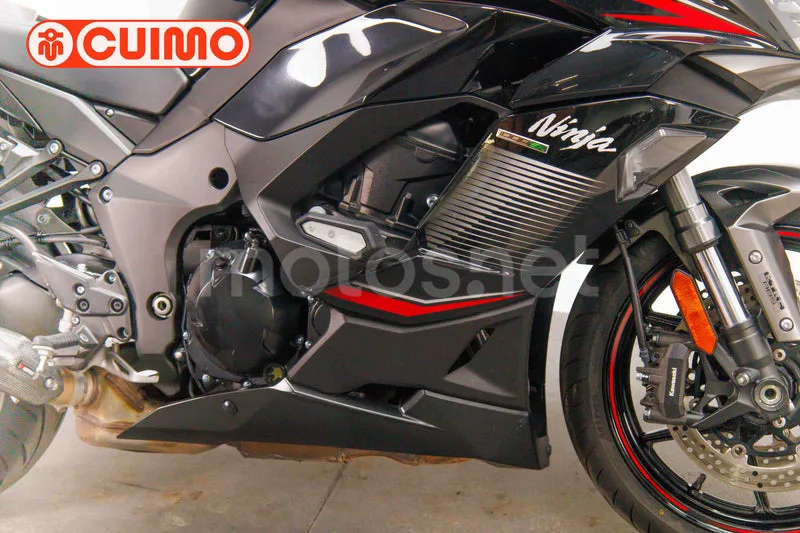 Kawasaki Ninja 1000SX - Vista 13