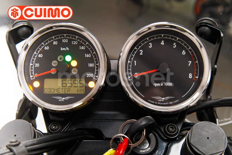 Moto Guzzi V7 II - Vista 27