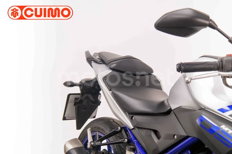 Yamaha MT-03 - Vista 12