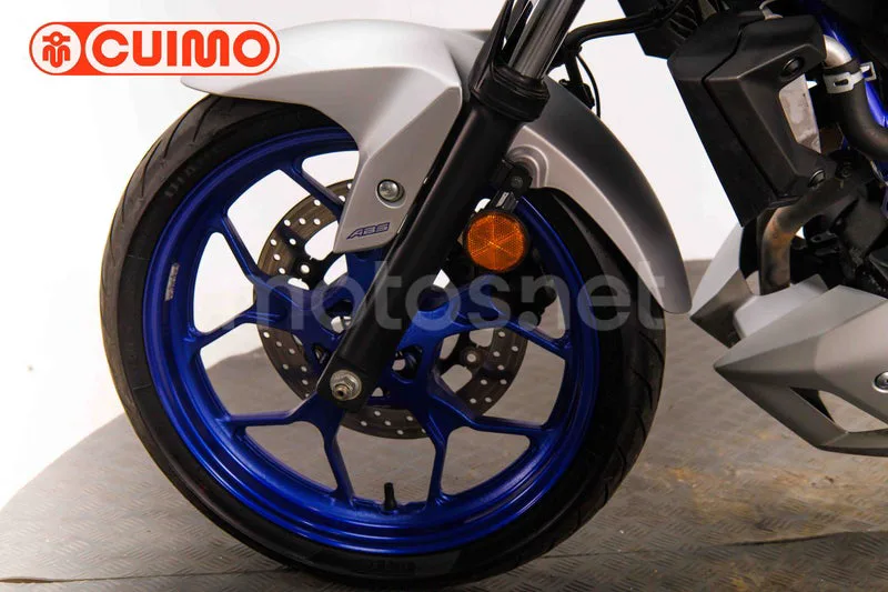 Yamaha MT-03 - Vista 23