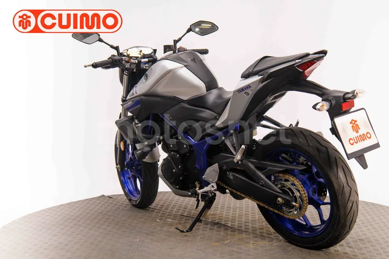 Yamaha MT-03 - Vista 6