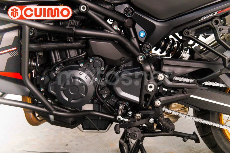 QJ Motor SRT 900 SX - Vista 23