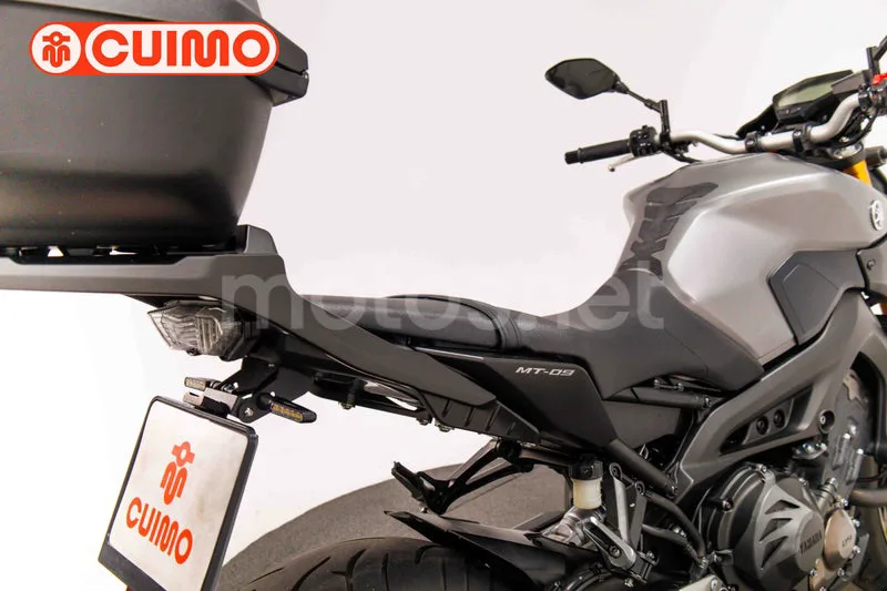 Yamaha MT-09 - Vista 16