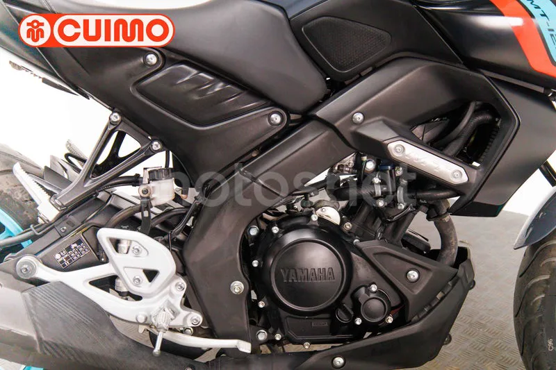 Yamaha MT-125 - Vista 15