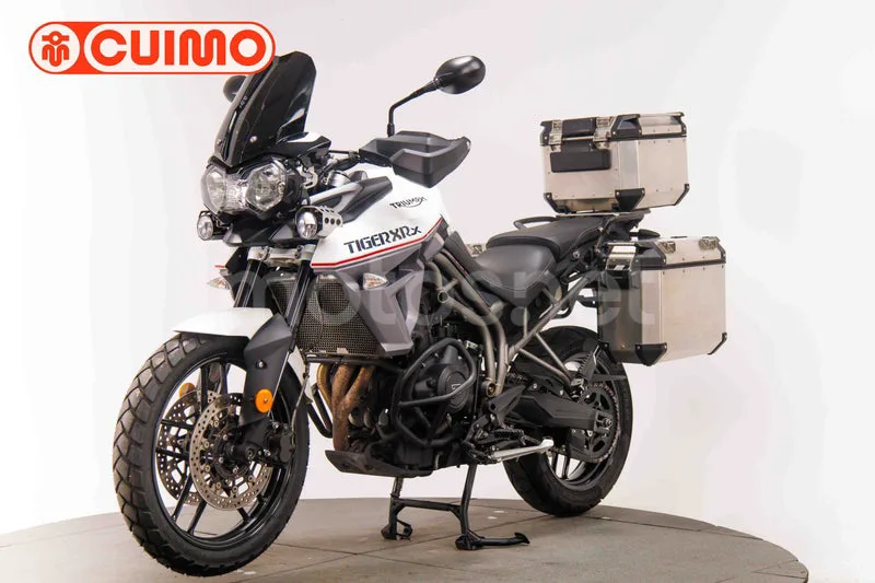 Triumph Tiger 800 XR - Vista 9