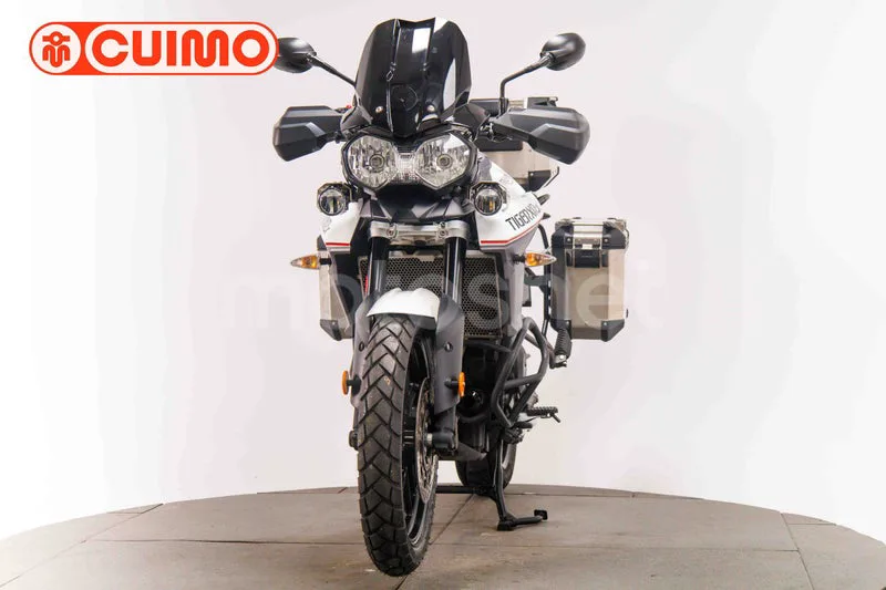 Triumph Tiger 800 XR - Vista 10