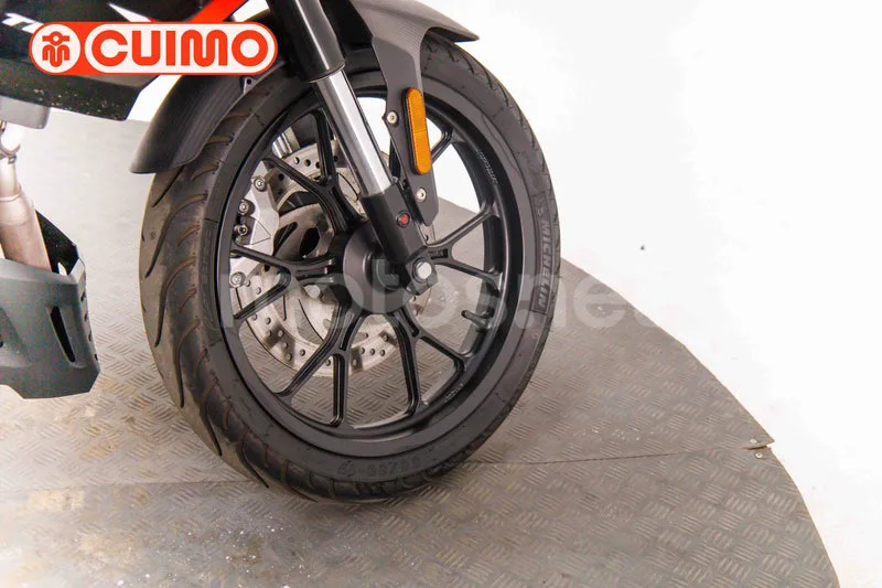 Aprilia Tuono 125 - Vista 14