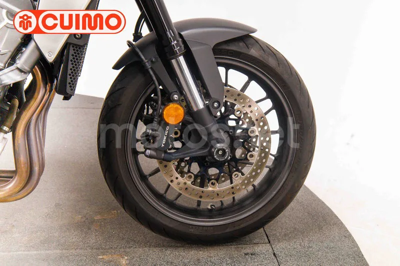 Honda CB1000R - Vista 15