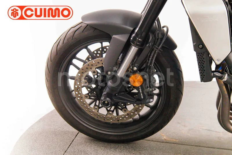 Honda CB1000R - Vista 22