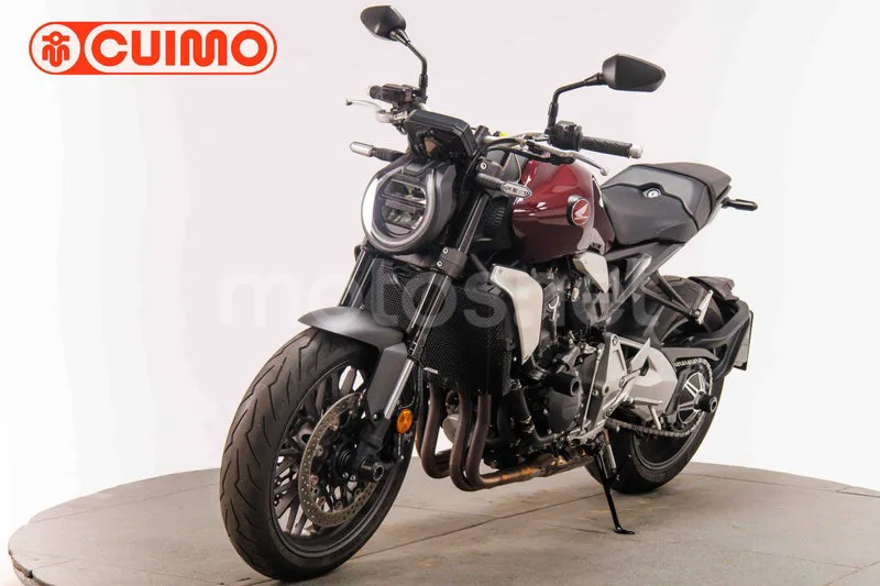 Honda CB1000R - Vista 10