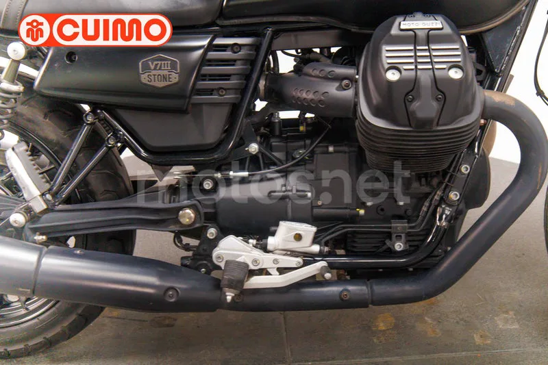 Moto Guzzi V7 II - Vista 18