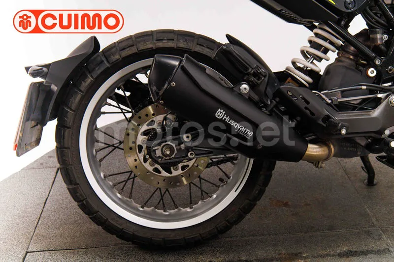 Husqvarna Svartpilen 401 - Vista 14