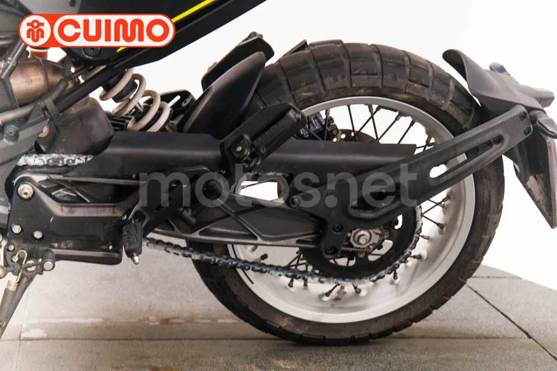 Husqvarna Svartpilen 401 - Vista 18