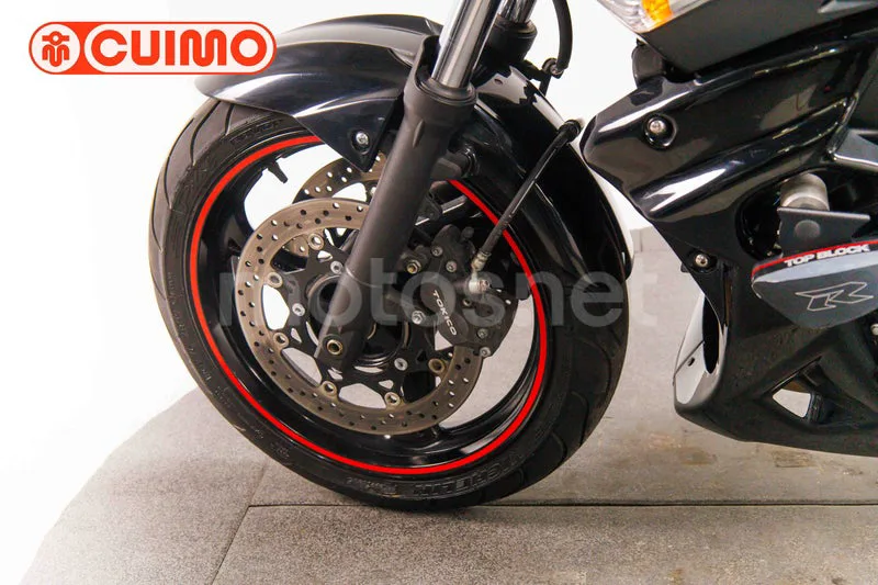 Suzuki GSR600 - Vista 24