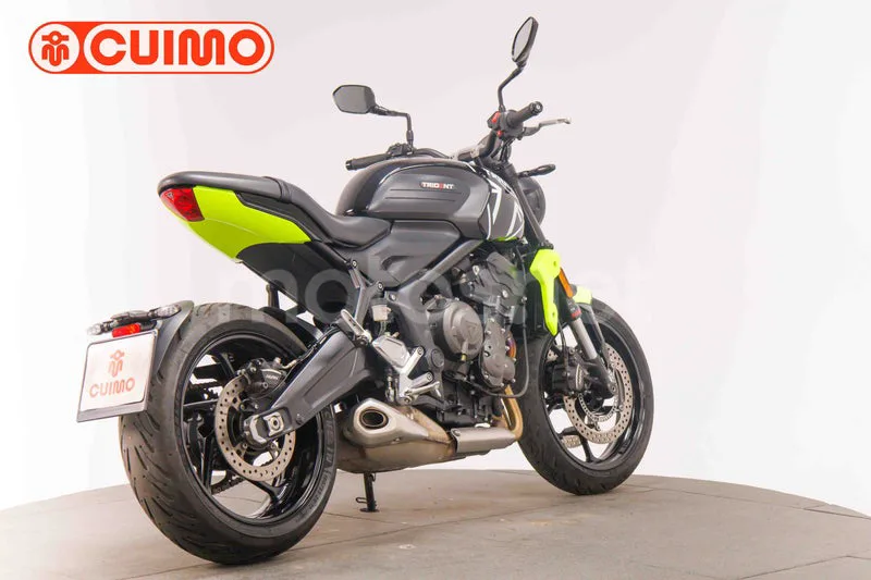 Triumph Trident 660 - Vista 4