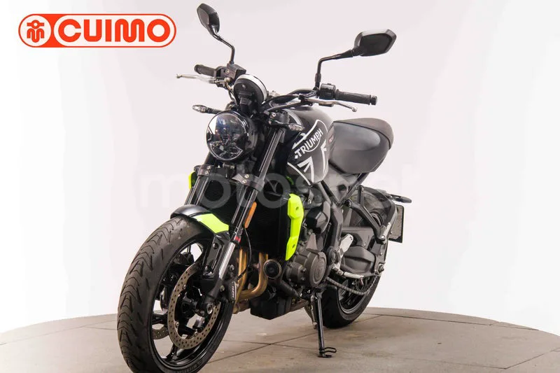 Triumph Trident 660 - Vista 9