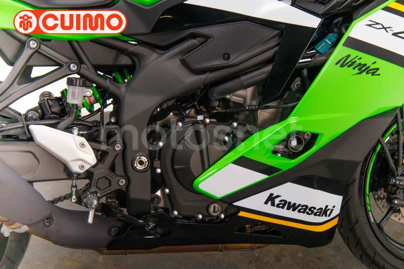 Kawasaki Ninja ZX-4RR - Vista 15