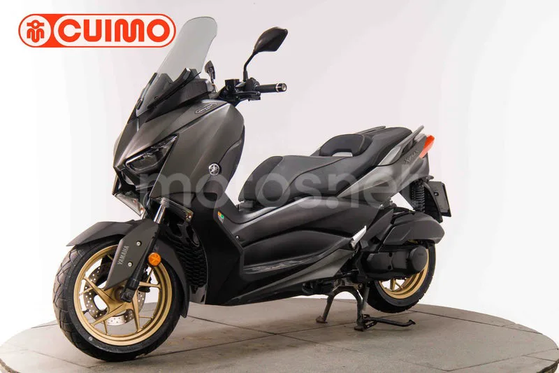 Yamaha XMAX 125 - Vista 10