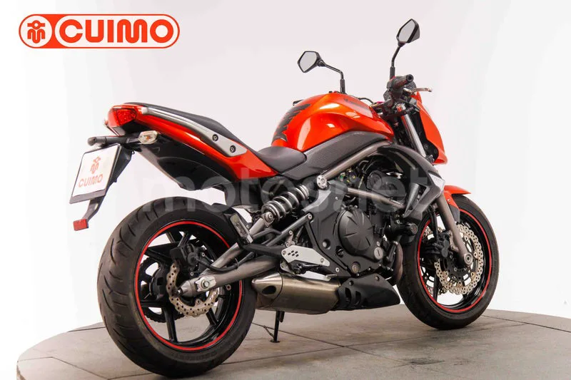 Kawasaki ER-6n - Vista 4
