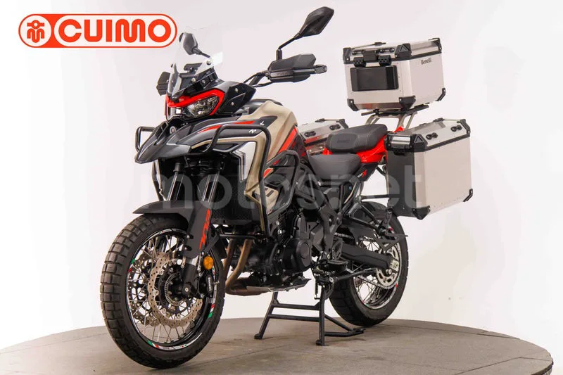 Benelli TRK 702 X - Vista 9