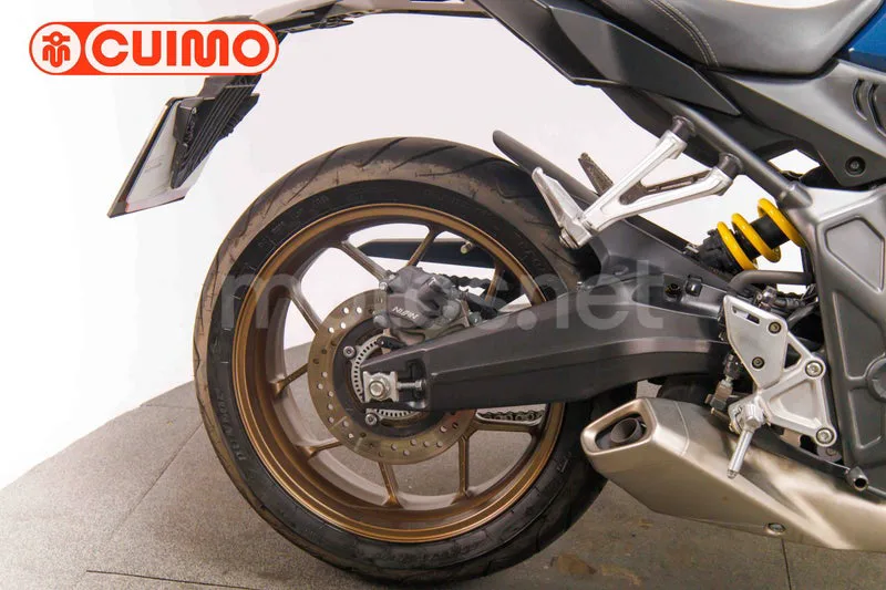 Honda CB650R - Vista 16