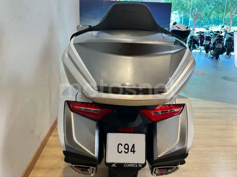 Honda Gold Wing - Vista 11