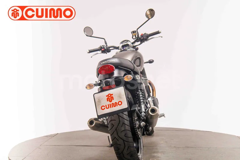 Triumph Street Twin - Vista 10